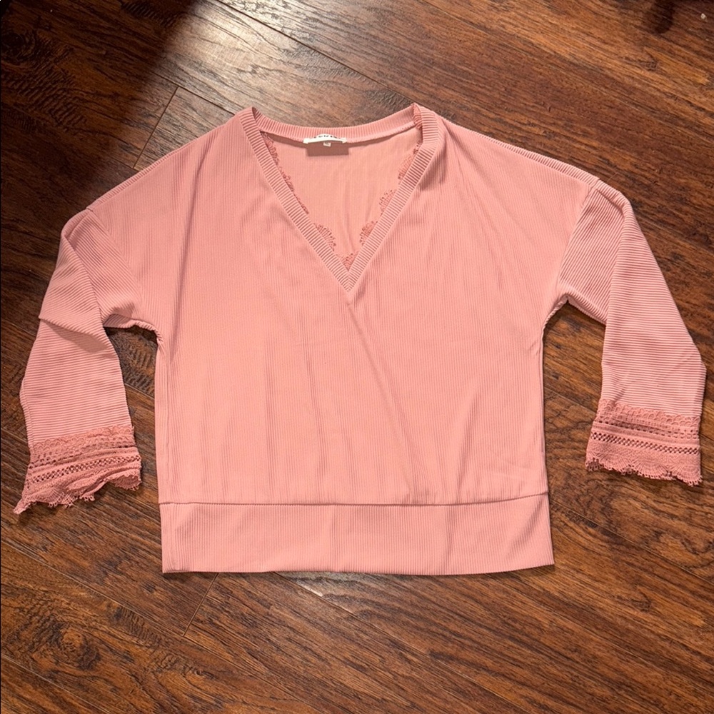 Pink V-Neck Scalloped Blouse with 3/4 Sleeves